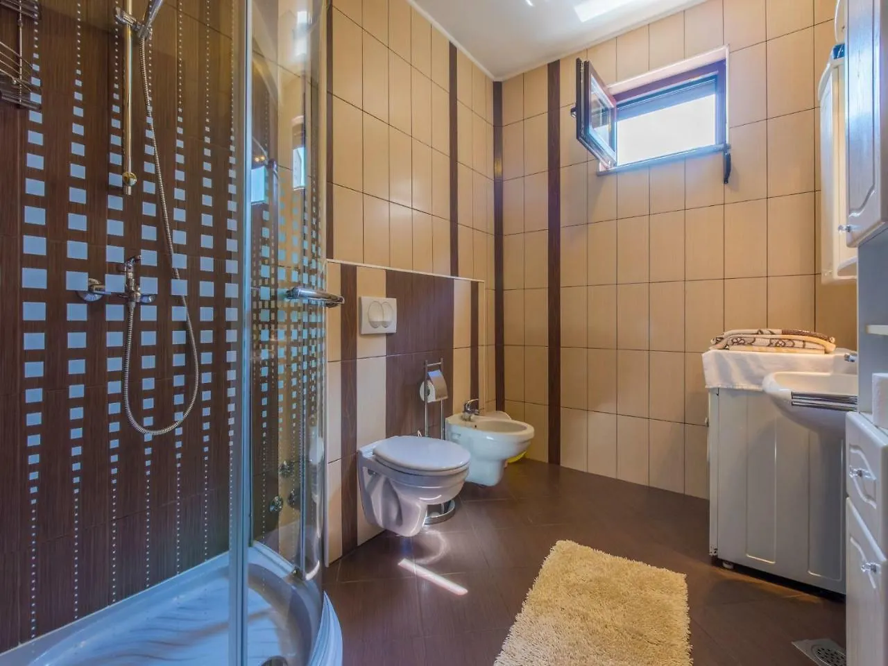 Apartment Nevelina Selce 0*,